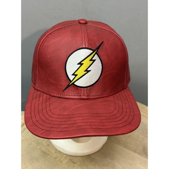 The Flash Hat Cap Snap Back Red Faux Leather Patch DC Comics Bioworld Mens OSFM - Picture 1 of 9